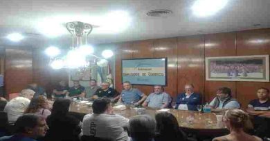 Jorge Sola de la CGT Nacional pidió en Rosario “armar un frente político amplio donde los trabajadores sean la centralidad”