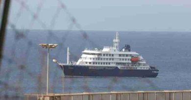 El crucero “Ambition” en cuarentena: confinan a 1.700 personas en Francia tras la muerte de un pasajero