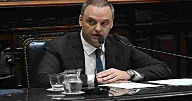 Caso Adorni: el contratista que reformó la casa de Exaltación de la Cruz le respondió a Milei