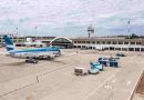 Intentaron tener sexo en un avión y terminaron detenidos por exhibicionismo en Rosario