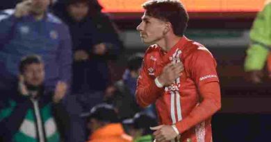 Argentinos Juniors venció a Lanús y será rival de Huracán en cuartos de final