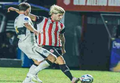 Barracas perdió sobre el final ante Olimpia y quedó complicado en la Copa Sudamericana
