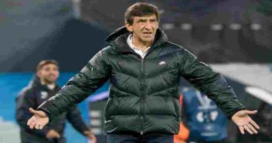 Costas puso en duda su continuidad en Racing: “No voy a tomar decisiones en caliente”