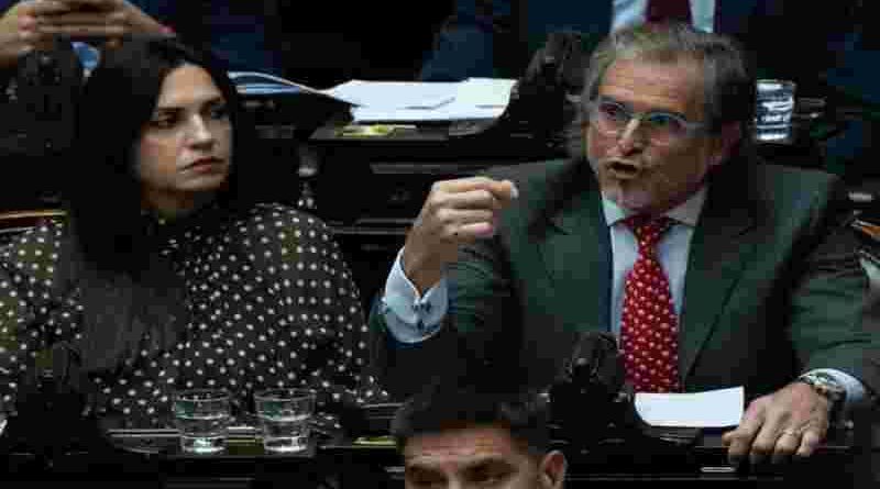 El oficialismo logró aprobar la Ley Hojarasca en Diputados