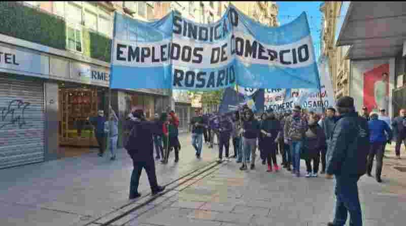 Empleador de Comercio ceraron paritaria: aumento del 5% y un bono de $120mil