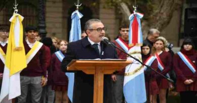 Javkin: “No nos van a parar, no van a detener ni la grandeza ni el progreso de Rosario”