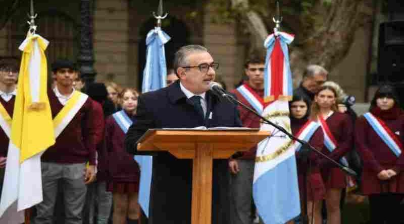 Javkin: “No nos van a parar, no van a detener ni la grandeza ni el progreso de Rosario”