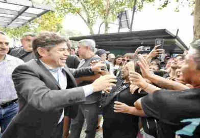 Kicillof en la Marcha Universitaria: “El Gobierno está empecinado en destruir el futuro del país”