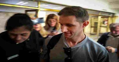 Caso Adorni: declaró Leandro Miano, el hijastro de una de las jubiladas prestamistas