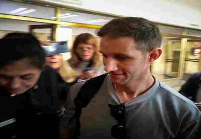 Caso Adorni: declaró Leandro Miano, el hijastro de una de las jubiladas prestamistas