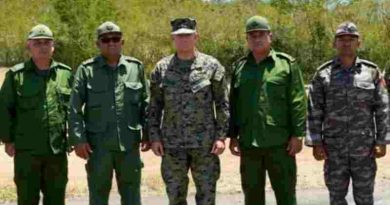 Militares de Estados Unidos y Cuba mantienen inusual reunión en Guantánamo