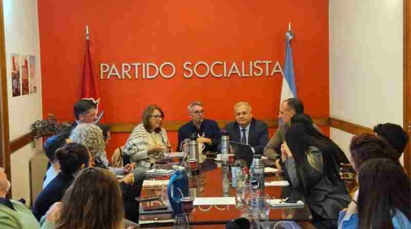 El Partido Socialista se planta frente a Milei: tendrá candidato presidencial propio en 2027