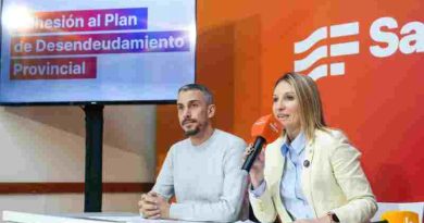 Presentaron detalles del plan de desendeudamiento: “El gobierno de Pullaro está al lado de las familias que necesitan recuperarse”