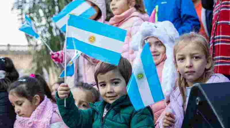 La provincia invita a la ciudadanía a celebrar el 216° aniversario de la Revolución de Mayo