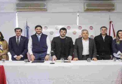 Los gobernadores radicales se reunieron en el Comité Nacional y comienza la carrera a 2027