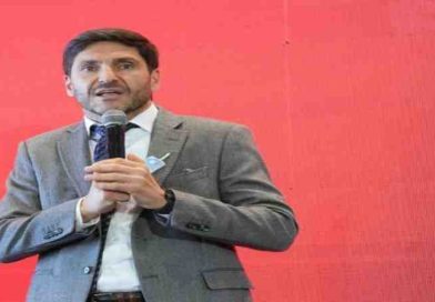 Pullaro: “Nuestro gobierno es aliado de la industria y siempre va a defenderla porque genera empleo”