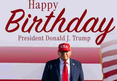 Trump: festejo fastuoso de su cumpleaños 80, un número que lo incomoda, según Putin