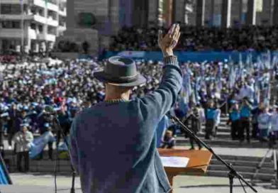 Una promesa muy especial: Abel Pintos encabezó la ceremonia de este viernes