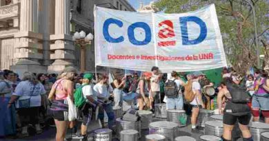 Los docentes de la UNR realizan paros en el agosto que comienzan este miércoles