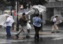 Alerta máxima en Japón por el avance destructivo de una tormenta y un ciclón