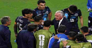 Paraguay aguantó con uno menos ante Turquía y se llevó un triunfo clave