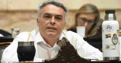 Esteban Paulón sobre la renuncia de Adorni: “una especie de novela en vivo con la cual intentaron disfrazar el escándalo”
