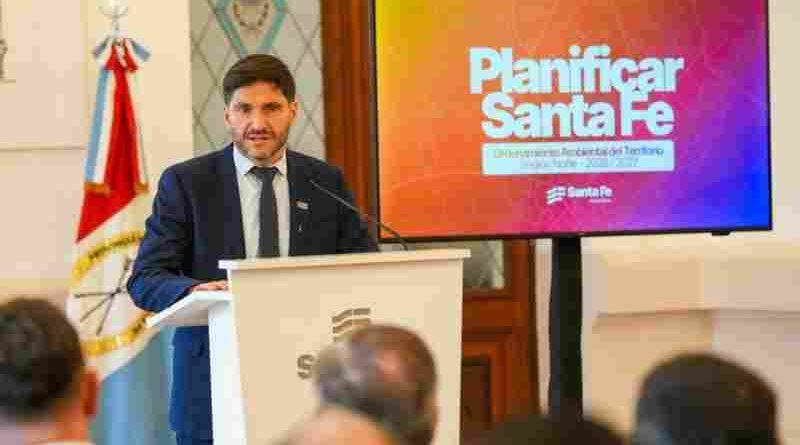 Pullaro presentó el mayor plan de ordenamiento territorial de la historia de Santa Fe para 44 localidades del norte provincial
