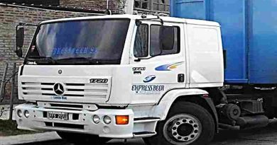 Camioneros, en alerta por cierre de distribuidora de bebidas que deja 220 cesanteados