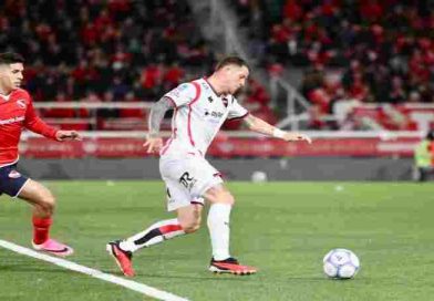 Sin patear al arco es imposible: Newells perdió con Independiente dejando una pobre imagen