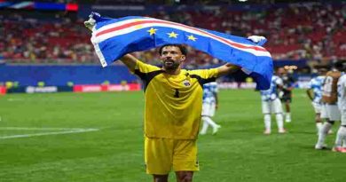 Vozinha, estrella de Cabo Verde en el Mundial, es el nuevo arquero de Colo Colo