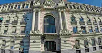 Milei reformó el régimen aduanero postal