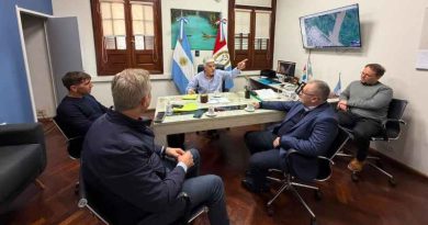 Lewandowski en Villa Constitución: “No podemos permitir que una empresa cierre por un embargo”