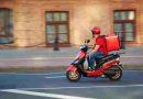 Crecen las deudas de los trabajadores con las aplicaciones de delivery y piden regular las tasas