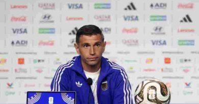 Dibu Martínez: “A veces me agarra llanto solo de pensar en todo lo que vivimos”
