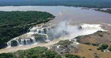 Cerraron la Garganta del Diablo: el río Iguazú alcanzó los 8,33 millones de litros por segundo