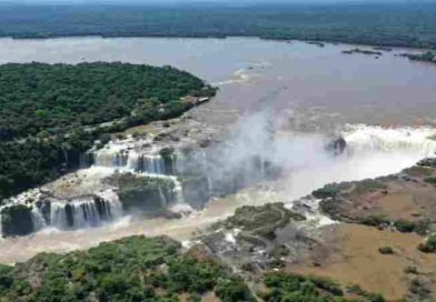 Cerraron la Garganta del Diablo: el río Iguazú alcanzó los 8,33 millones de litros por segundo