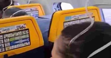 Grecia: terror a 16.000 pies por la rotura de una ventanilla