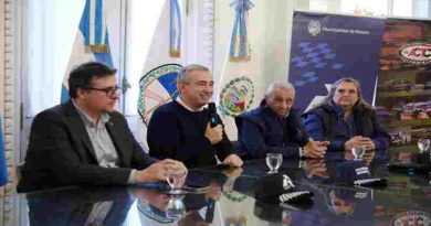 Javkin presidió el anuncio oficial del regreso del TC al Autódromo
