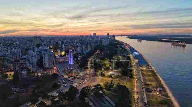 Santa Fe reúne a referentes académicos, empresarios y especialistas para debatir el impacto del nuevo escenario global en la producción provincial