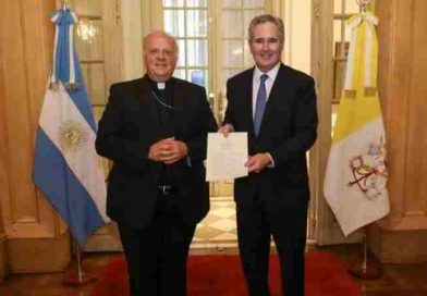 El nuevo nuncio apostólico se reunió con Quirno y crecen las expectativas por una visita del papa León XIV