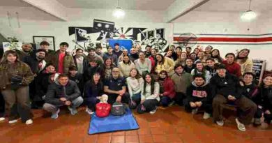 El municipio rosarino continúa con las capacitaciones a integrantes de clubes en RCP, primeros auxilios y DEA