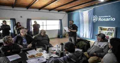 Municipio y UNR presentaron el proyecto de bibliotecas para los refugios de personas en situación de calle