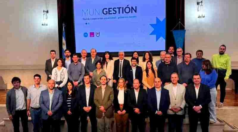 Festram y Amfestram firmaron convenio con universidades nacionales: propuesta académica para agente públicos de la provincia