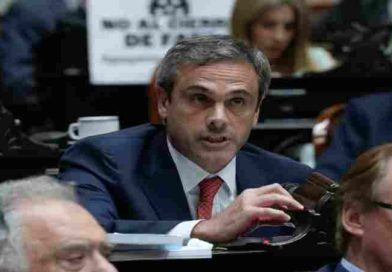 Guillermo Michel afirmó que el superávit fiscal es artificial y criticó el rumbo económico