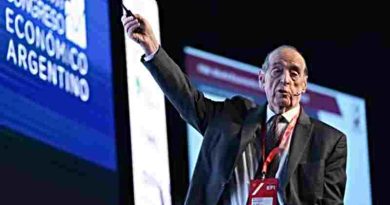 Ricardo Arriazu rechazó ir a un dólar más alto: “Es como si el petiso pidiera devaluar el metro”