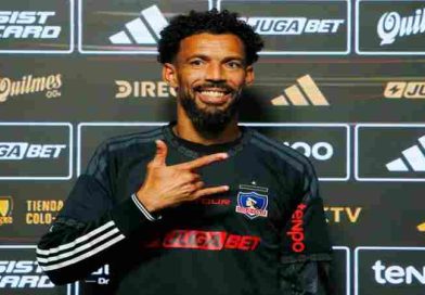 Vozinha fue presentado como nuevo refuerzo de Colo Colo de Chile