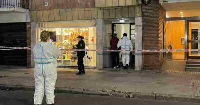 Intento de femicidio en barrio Abasto: una joven está grave tras ser apuñalada por su pareja, que luego intentó quitarse la vida