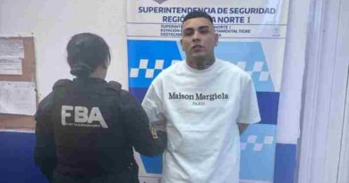 Callejero Fino en problemas:  fue detenido en Tigre cuando viajaba en una camioneta sin patente y con un arma