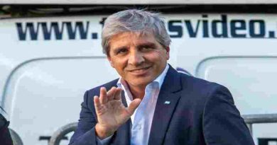 Caputo aseguró que Argentina tiene “un excedente de dólares” y afirmó que las inversiones del RIGI permitirán terminar de levantar el cepo