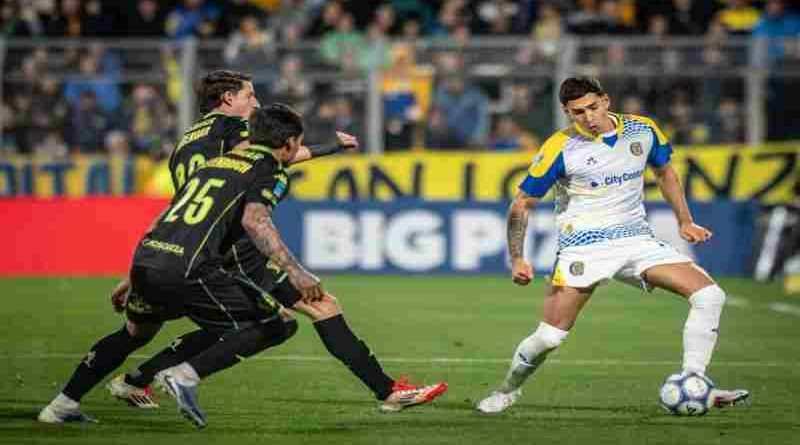 De la novela al desahogo en el Gigante: Central superó a Aldosivi con Jaminton Campaz como héroe
